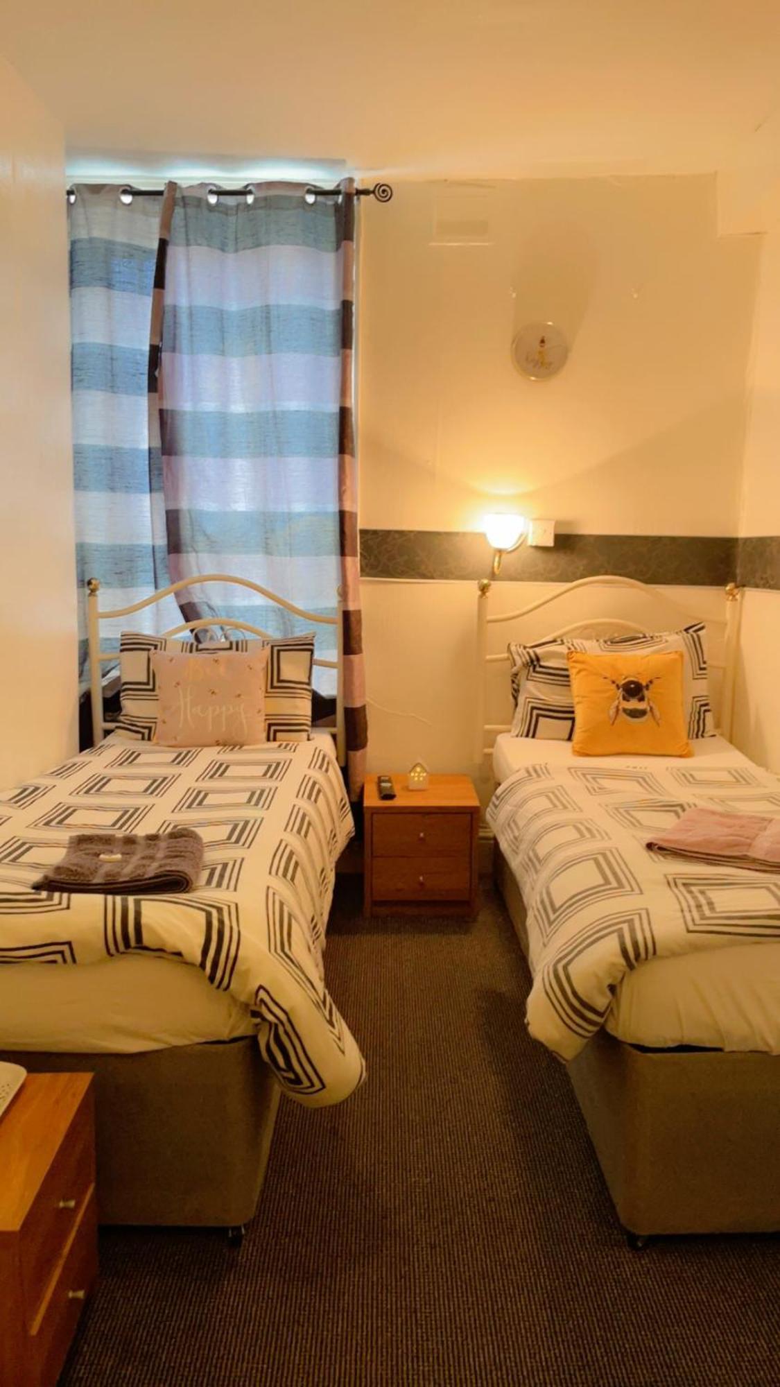 Fern Villa Hotel - Albert Road Blackpool Zewnętrze zdjęcie