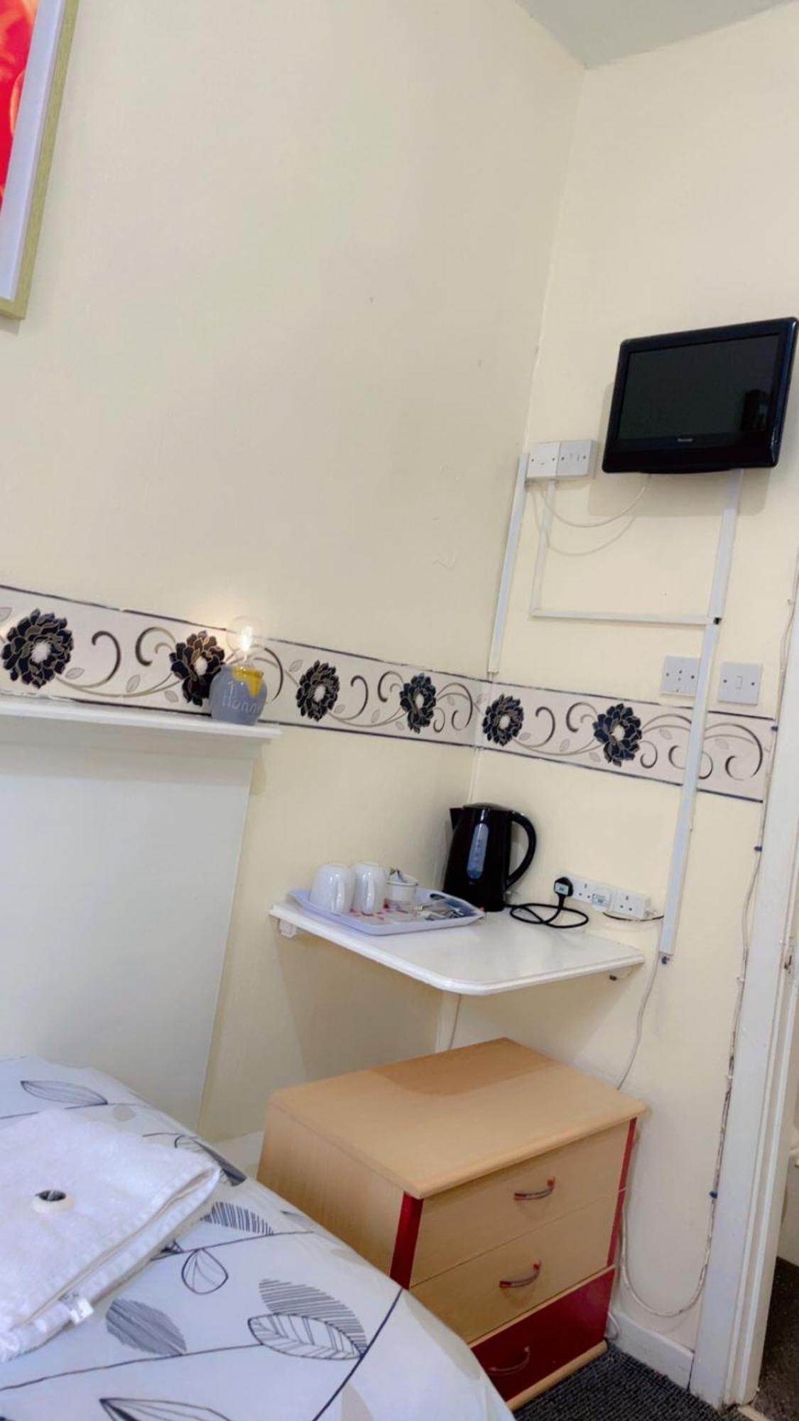 Fern Villa Hotel - Albert Road Blackpool Zewnętrze zdjęcie